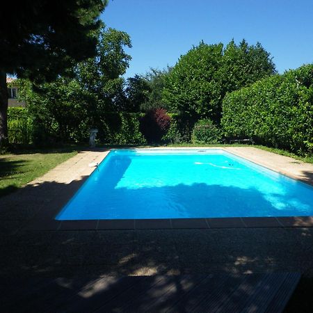 Collonges-au-Mont-dʼOr Chambres D'Hotes Mado Et Lulu מראה חיצוני תמונה
